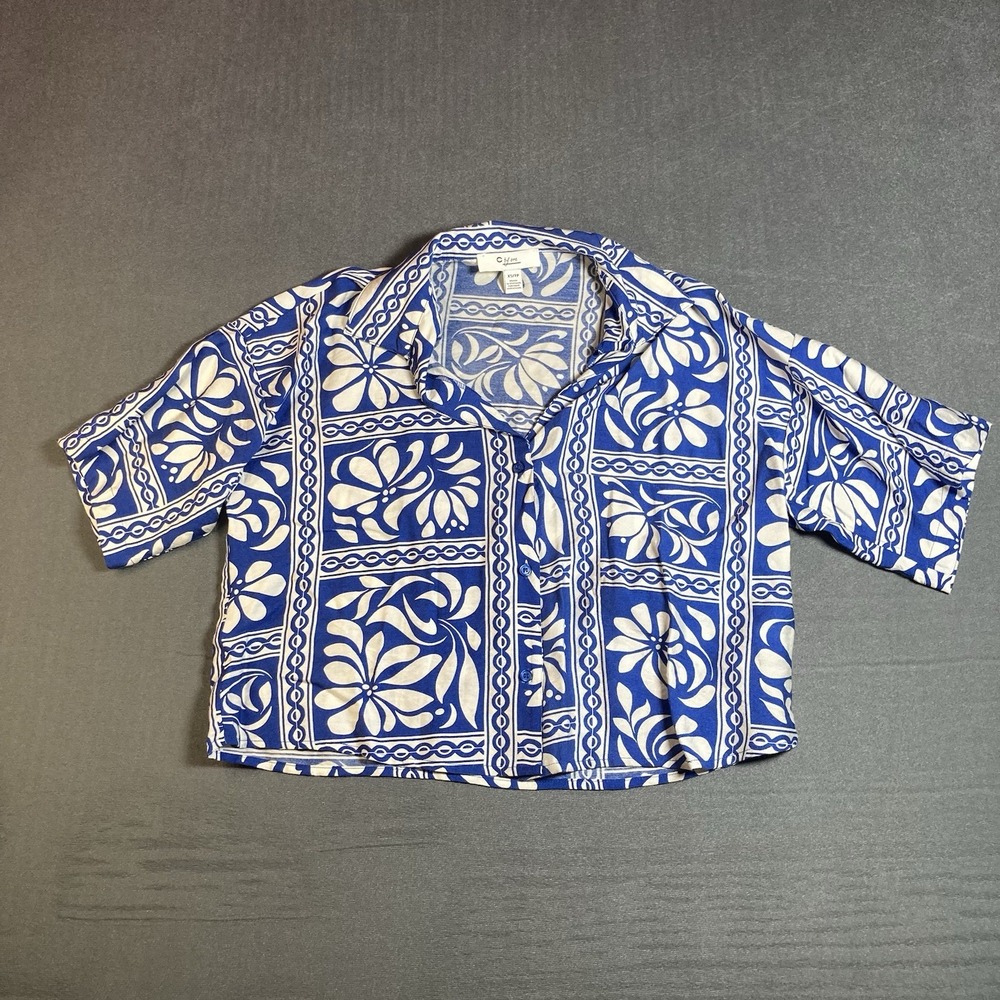 Vintage C By One Women's Floral Button Up Crop Blue And White Very Soft XS